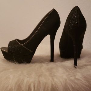 Black glitter heel